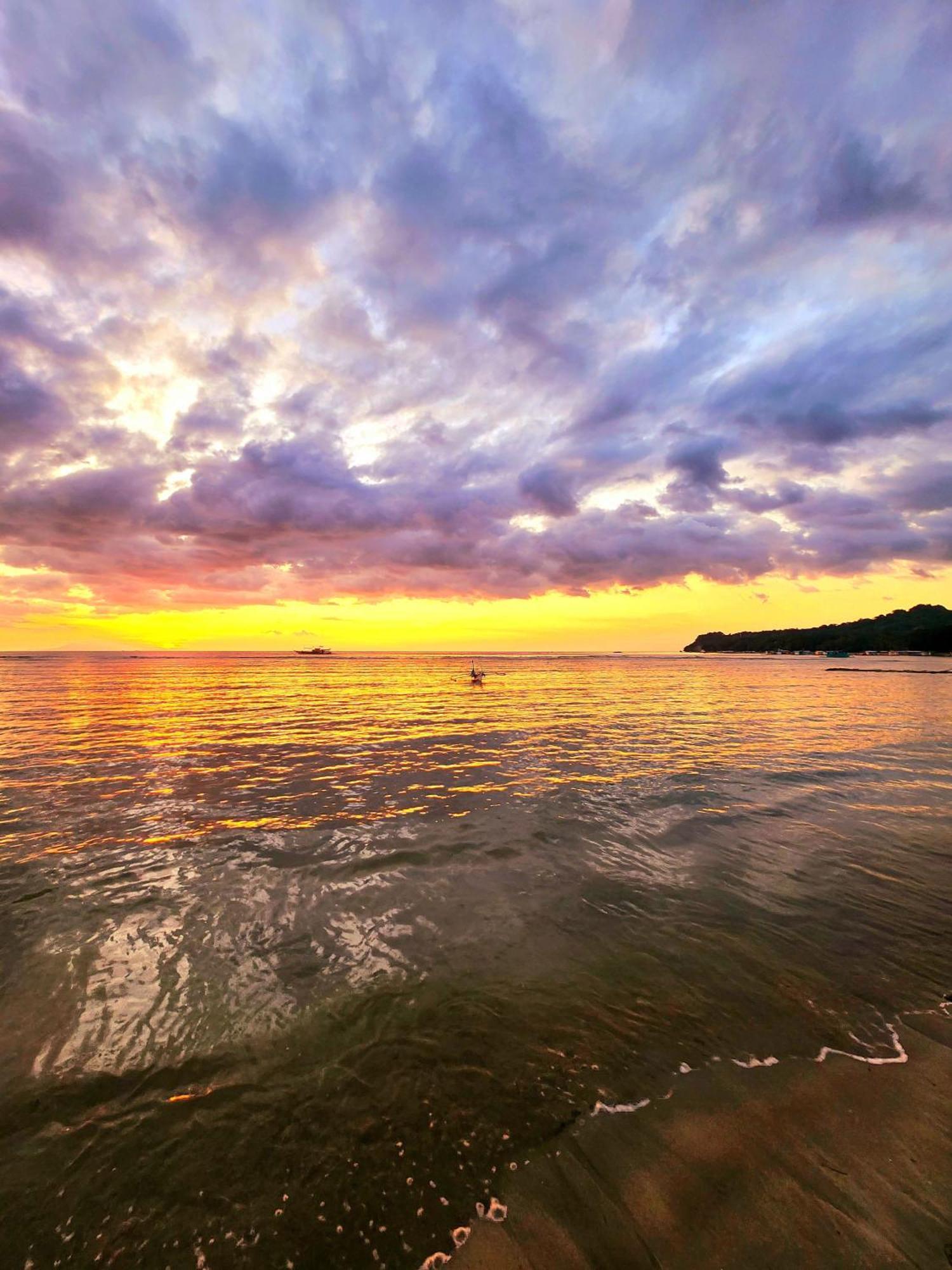 Вилла White House, Batangas Лиан Экстерьер фото